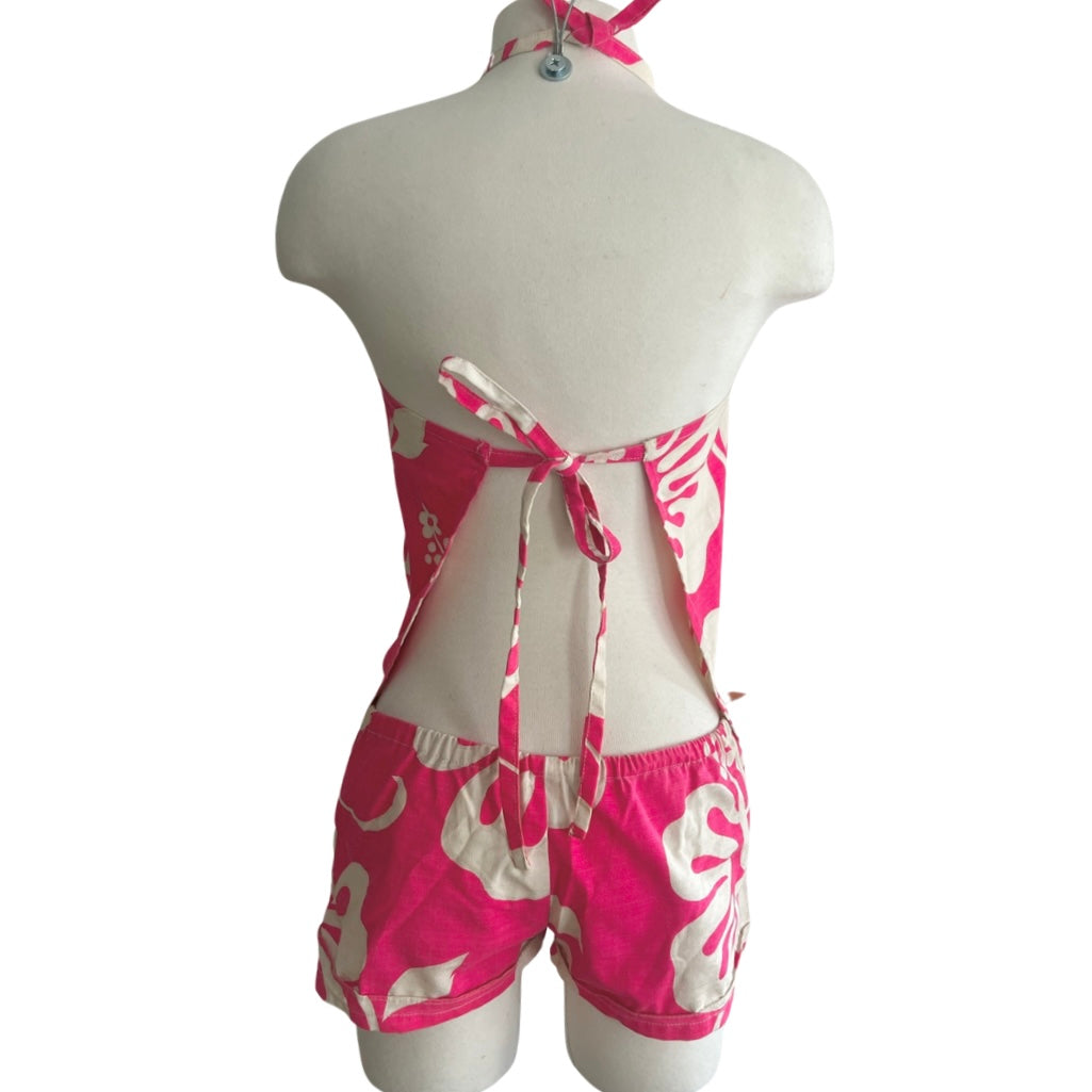 1960s VINTAGE PINK HAWAIIAN 2PC HALTER TOP AND HOT SHORTS