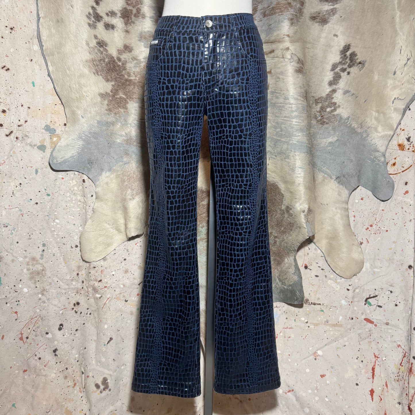 1990s RVT SERVE PIPING HOT PATENT SNAKE PRINT BOOTCUT DENIM 26