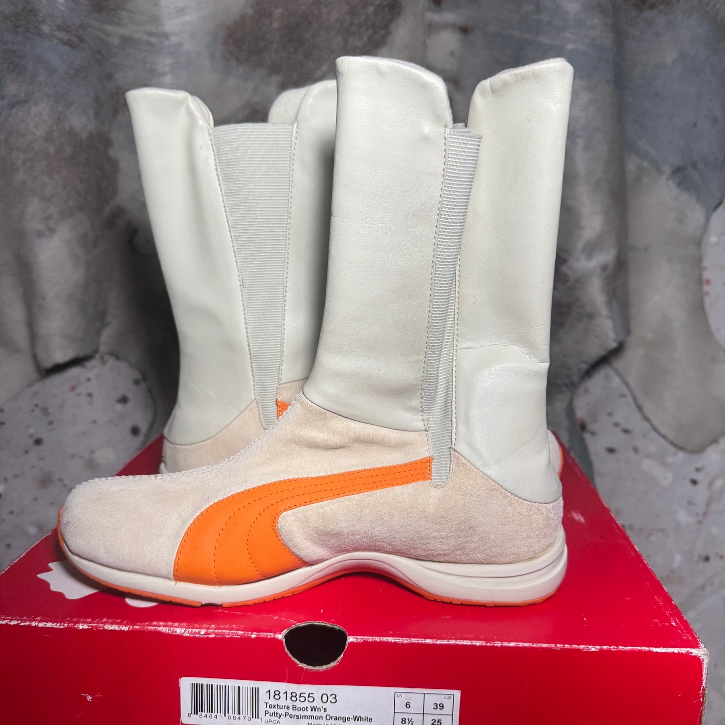 2000s PUMA ORANGE / CREAM TEXTURE BOOT DETACHABLE PUFFER LEG WARMER 8.5