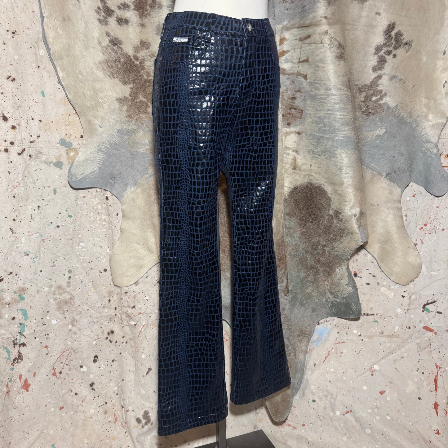 1990s RVT SERVE PIPING HOT PATENT SNAKE PRINT BOOTCUT DENIM 26