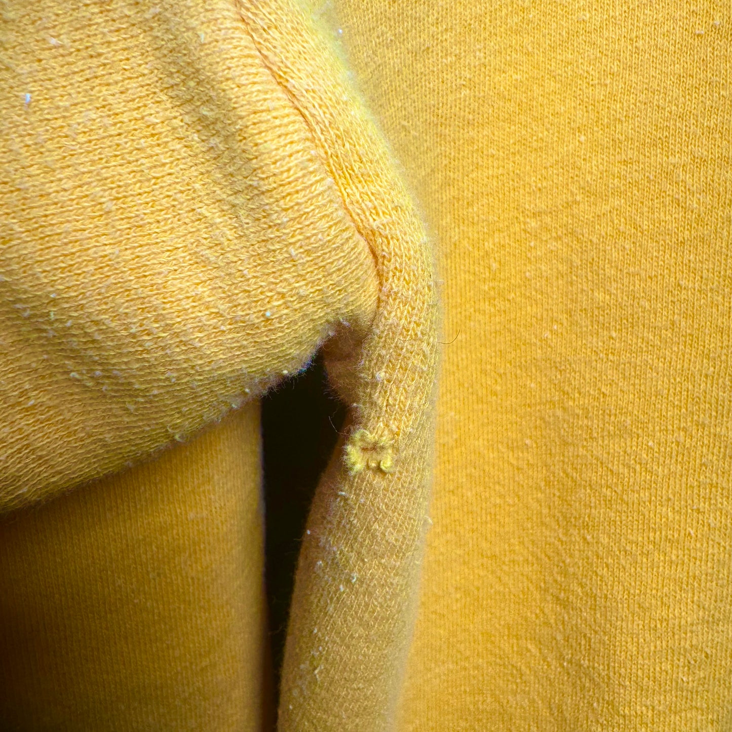 1970s MAGIC MOUNTAIN BLOOP TROLL MASCOT YELLOW CREW NECK SWEATER