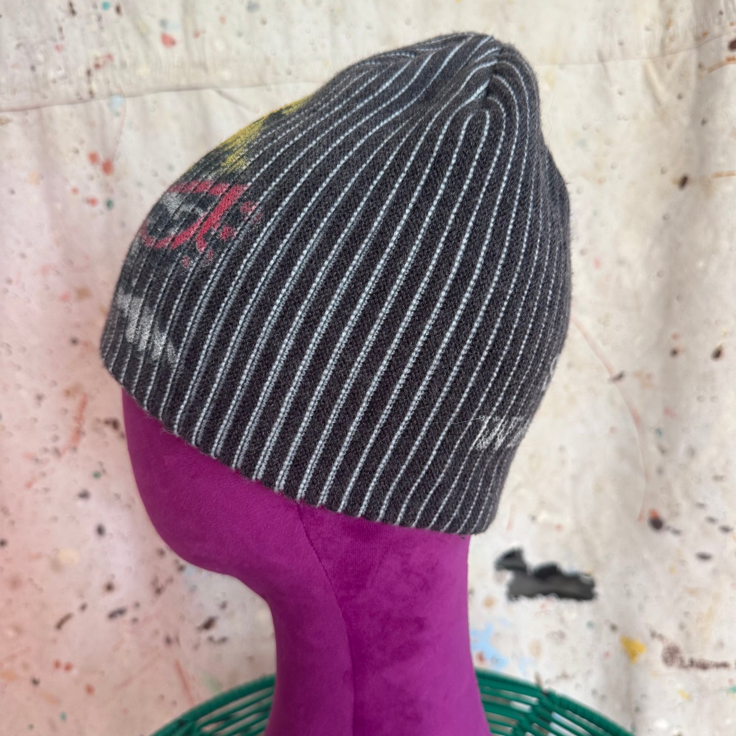 GRAY HYSTERIC GLAMOUR HYSTERIC MINI SHES WATCHING YOU BEANIE