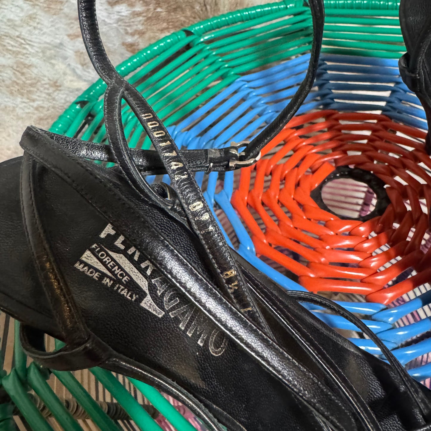 SALVATORE FERRAGAMO STRAPPY BLACK OPEN TOE SLINGBACK HEEL SANDALS 8.5