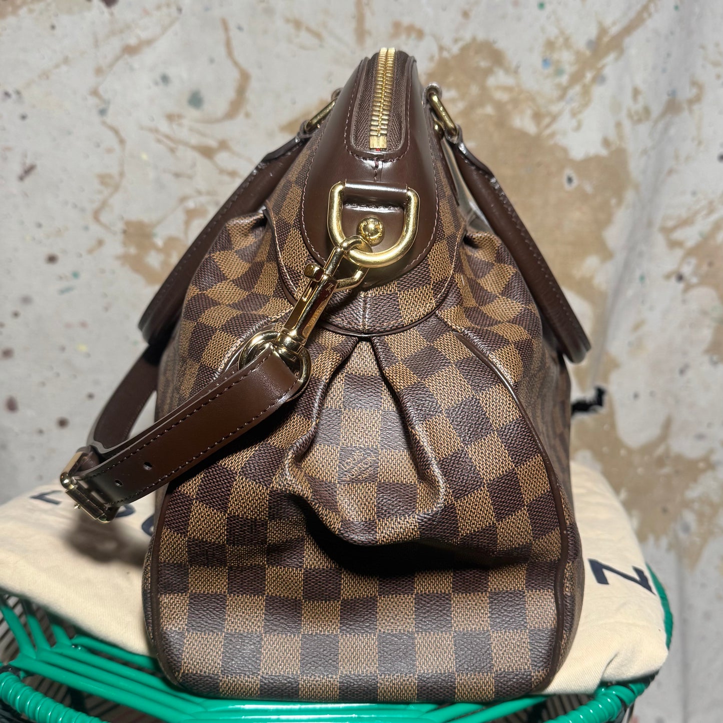 2007 LOUIS VUITTON EBENE TREVI GM BROWN DAMIER MONOGRAM BAG w 2 WAY STRAP