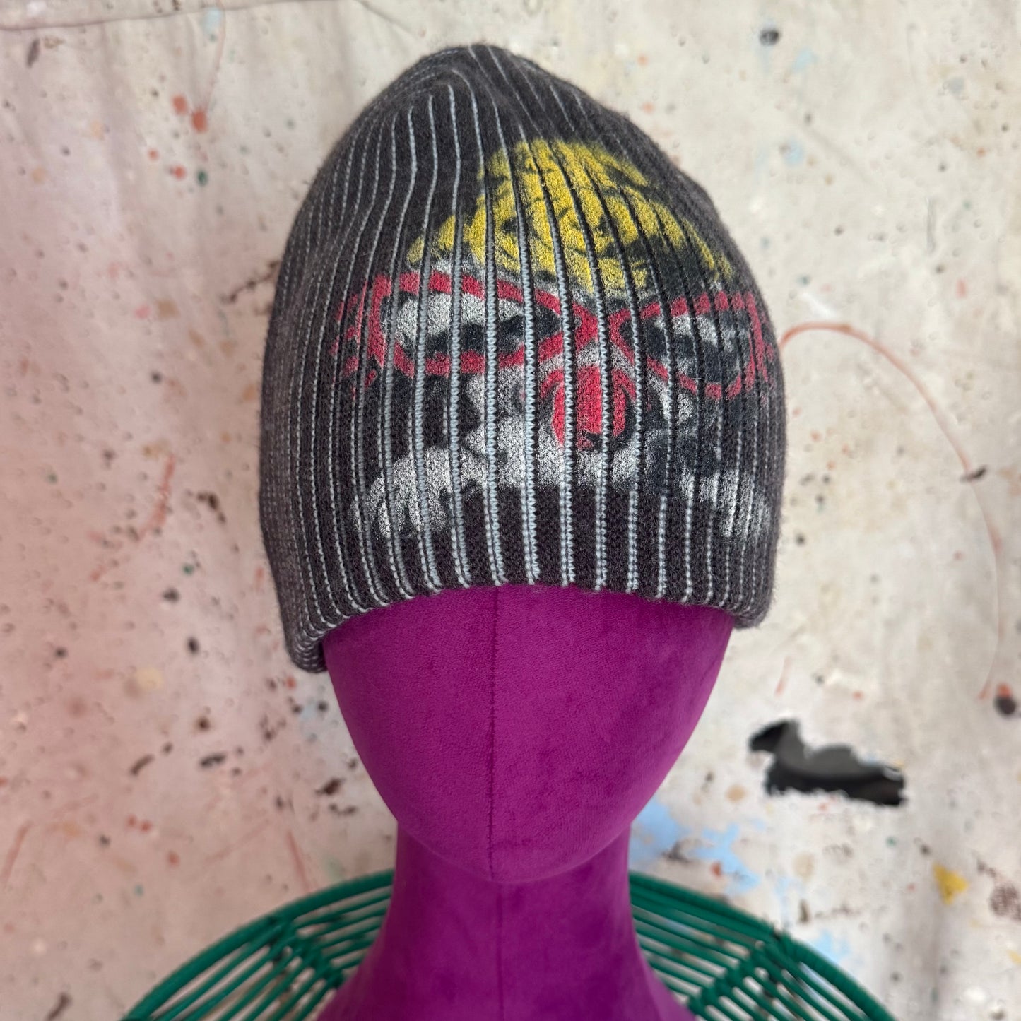 GRAY HYSTERIC GLAMOUR HYSTERIC MINI SHES WATCHING YOU BEANIE