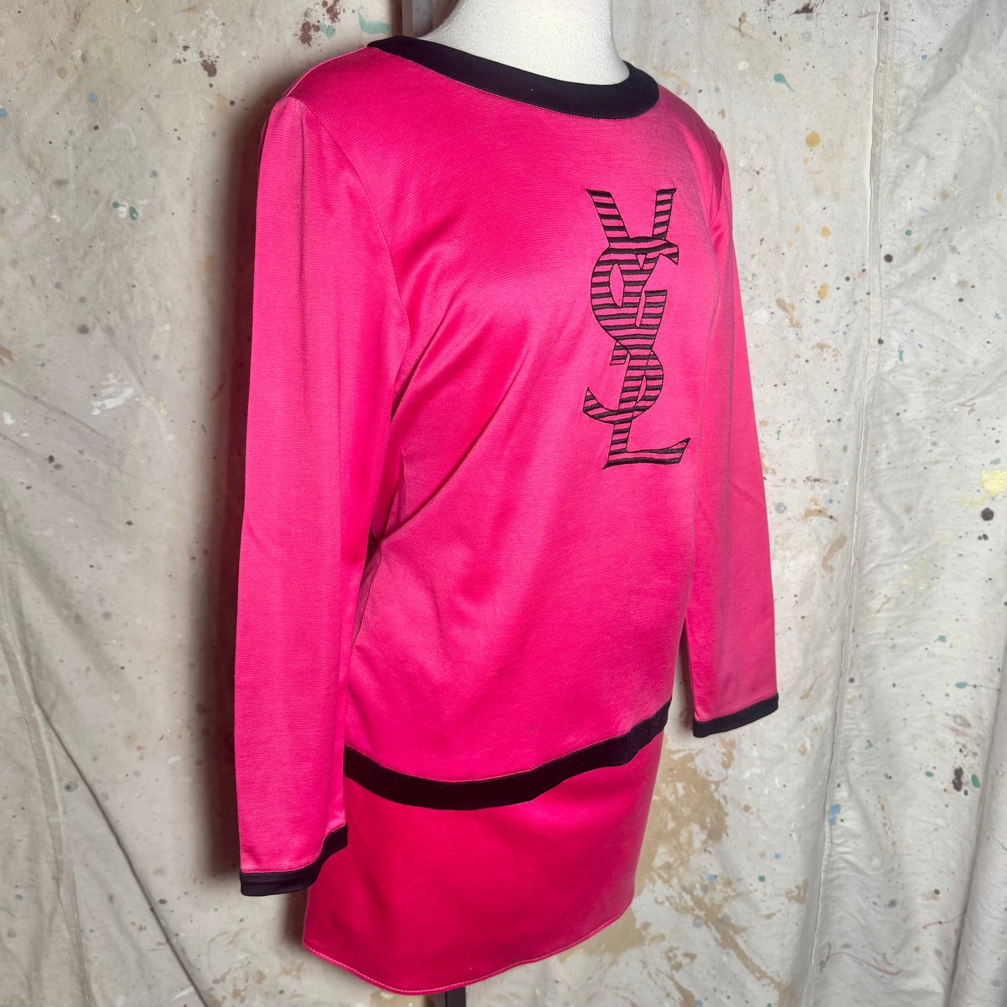 1980s YVES SAINT LAURENT PINK LOGO EMBROIDERED TWO PIECE SKIRT SET