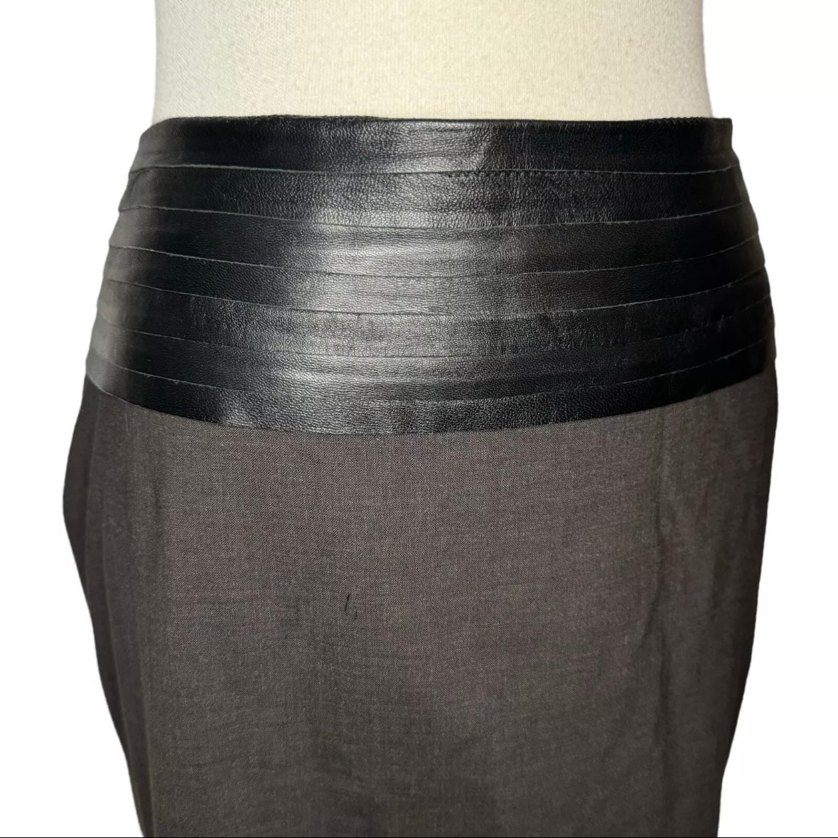 90s GIANFRANCO FERRE LEATHER PLEATED WAIST SKIRT