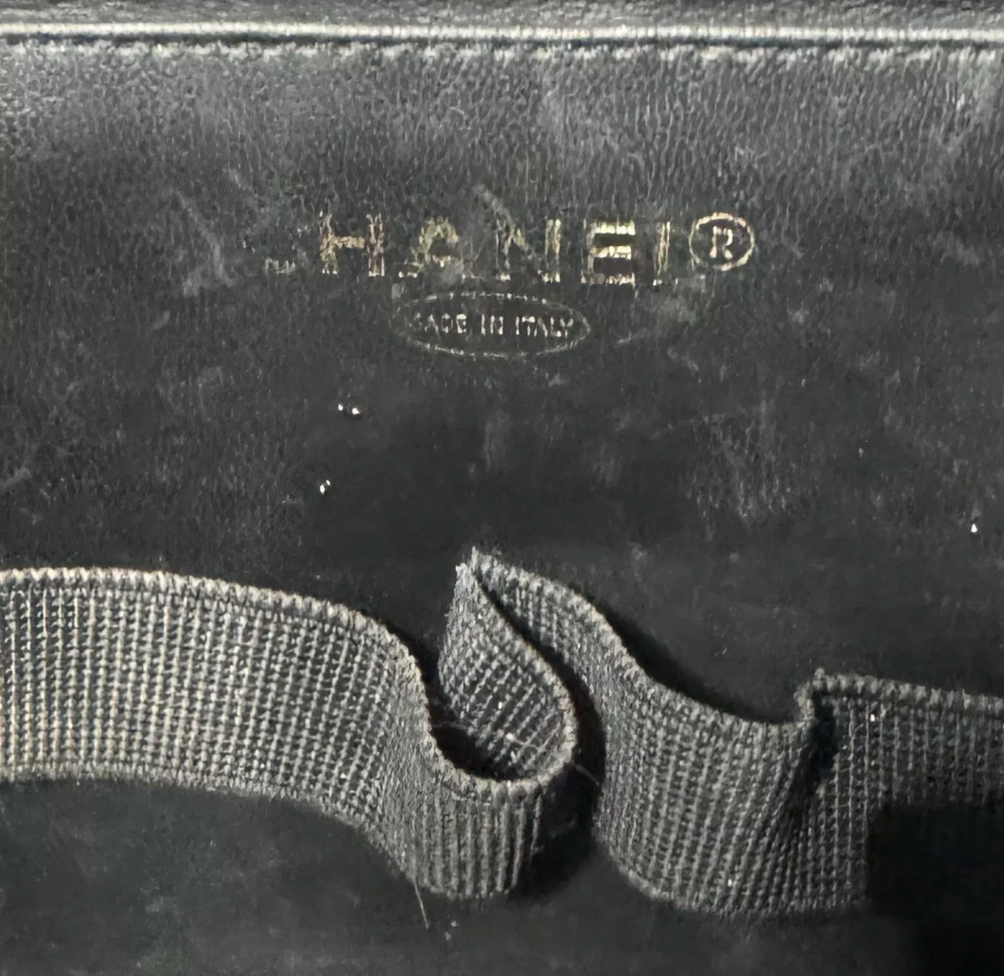CHANEL 1996 BLACK PATENT VANITY TRAIN CASE VINTAGE