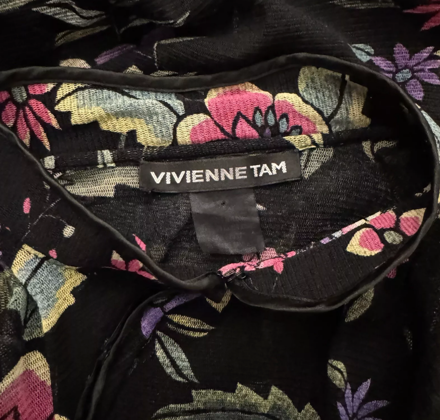 90s VIVIENNE TAM MESH CHEONGSAM STYLE BLACK PINK FLORAL TOP