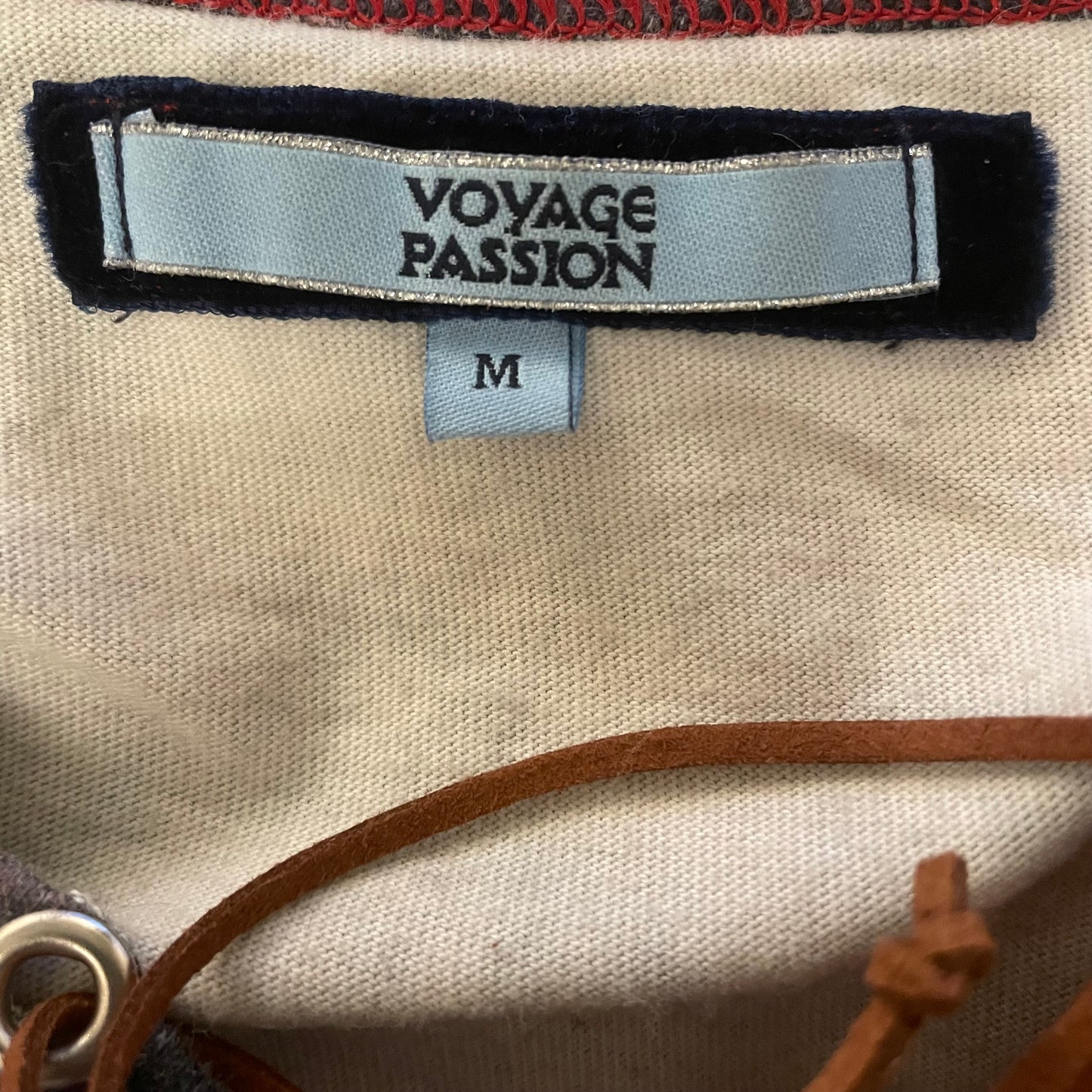 Voyage 90s Passion Tee - M