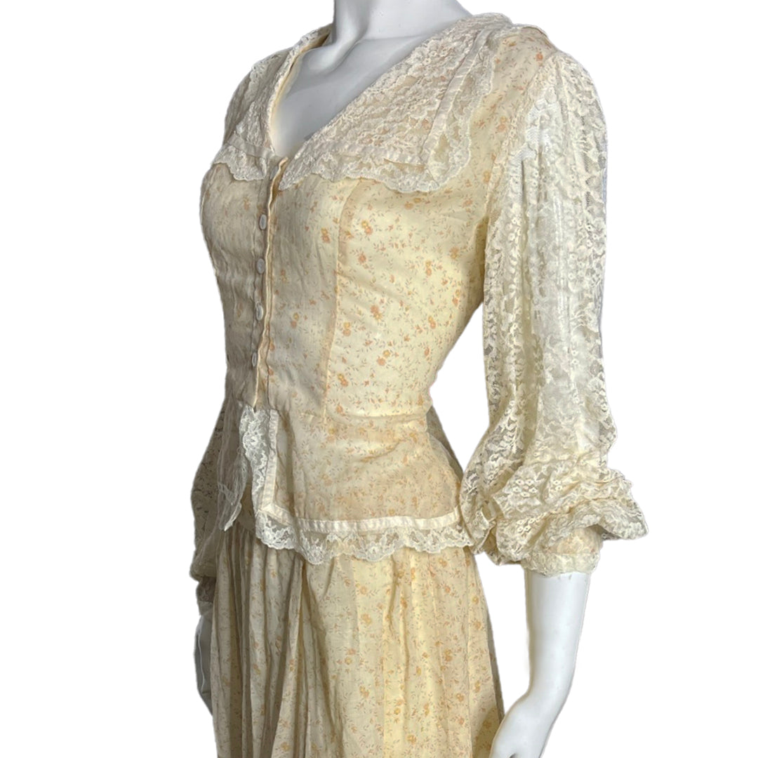 1970s Floral & Lace Gunne Sax Set