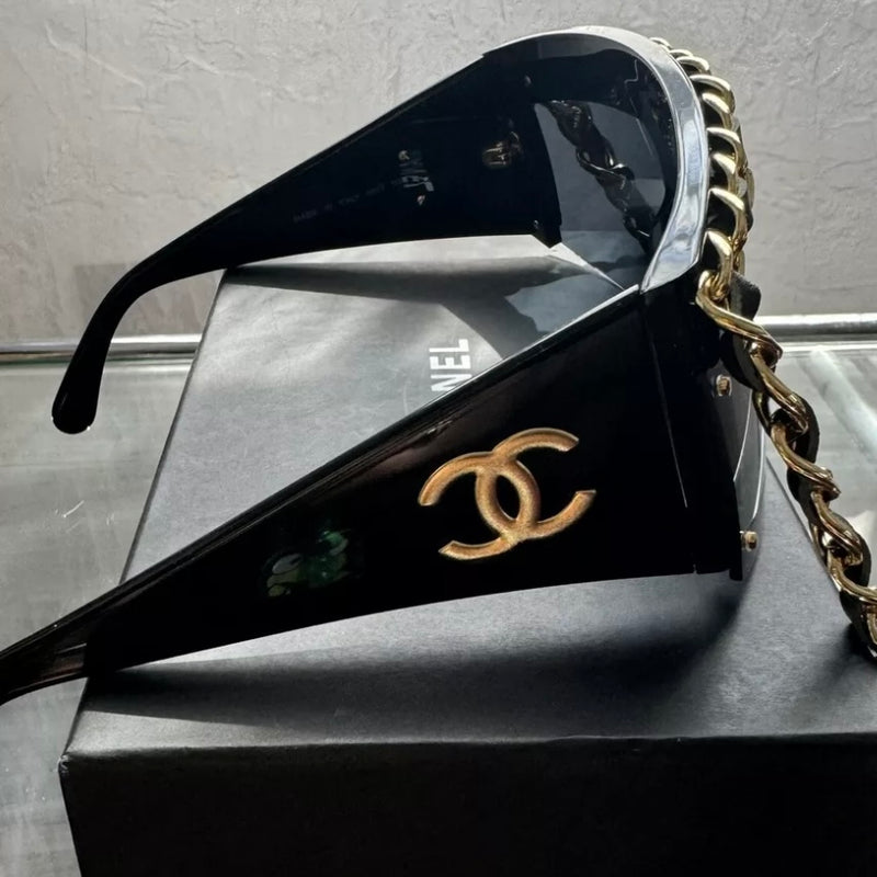 DERRICK CHANEL FW 1992 RUNWAY CHAIN SHEILD GLASSES 0027 90