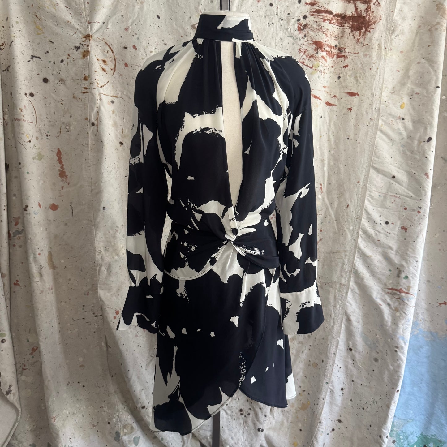 NINA RICCI BLACK WHITE ABSTRACT PRINT SILK HIGH NECK KEYHOLE DRESS 36