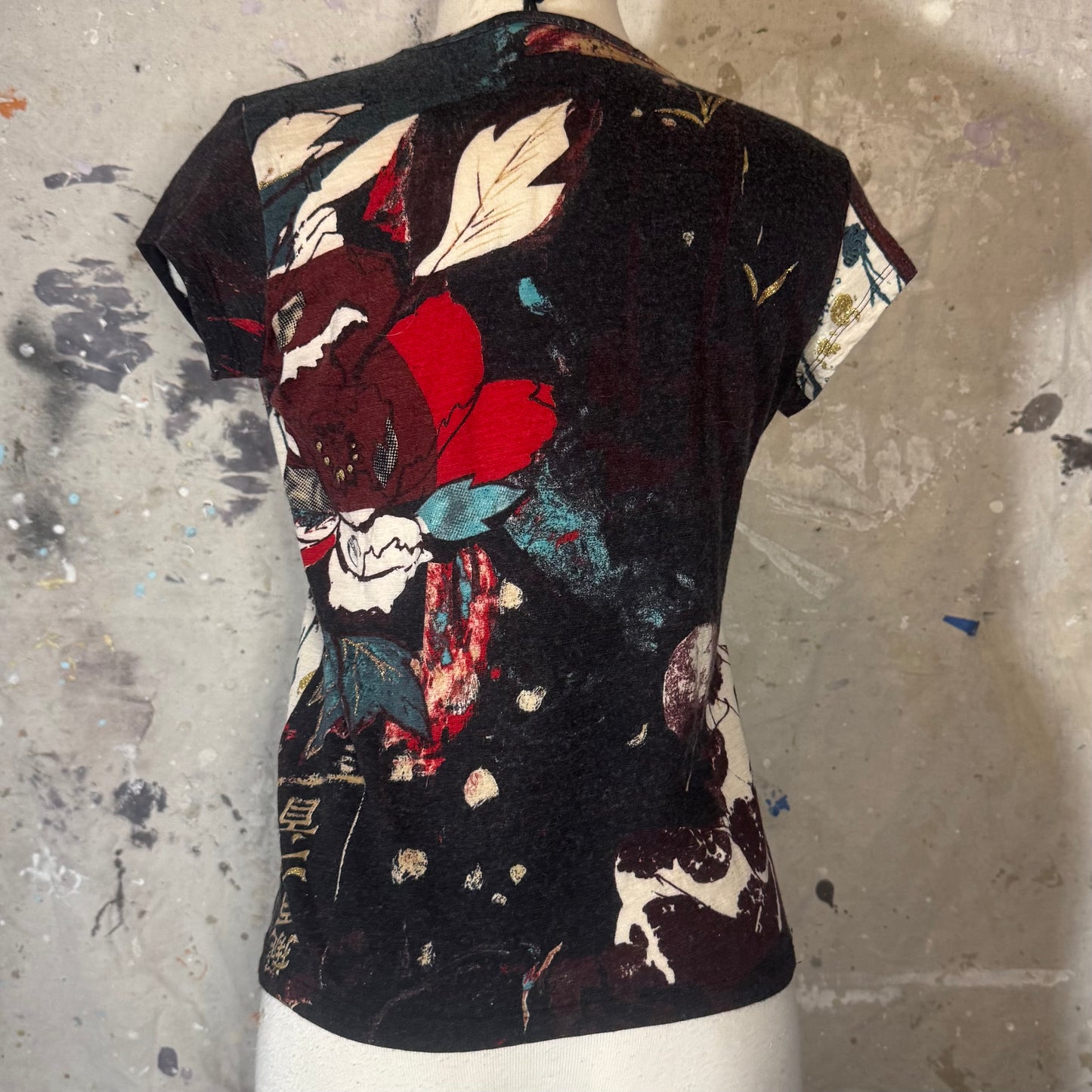 2000s ROBERTO CAVALLI KNIT GEISHA PRINT SHORT SLEEVE TOP