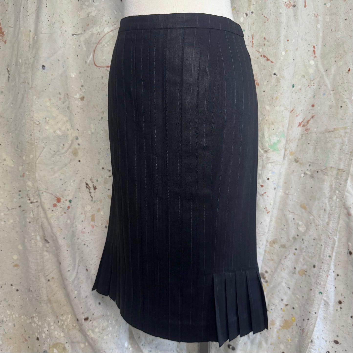 2005 CHRISTIAN DIOR GALLIANO ERA PLEATED PINSTRIPE PENCIL SKIRT
