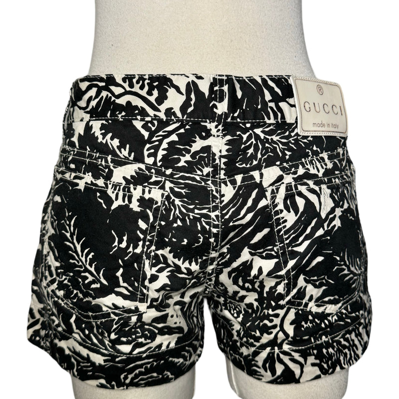 GUCCI 2000s TOM FORD ERA BLACK WHITE HAWAIIAN PRINT SHORTS