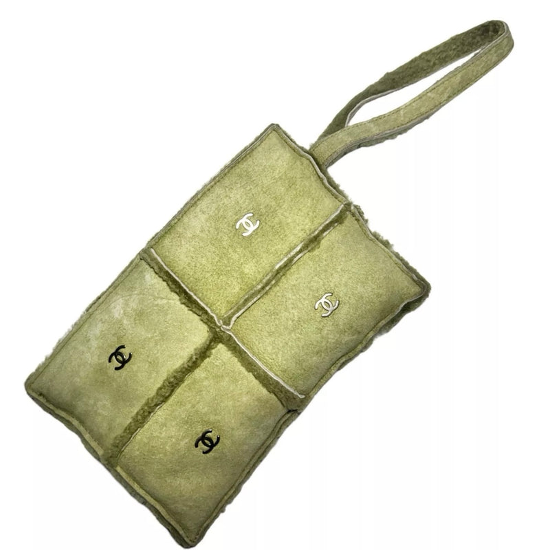 90s GREEN CHANEL SHEARLING CC LOGO PATCHWORK WRISTLET