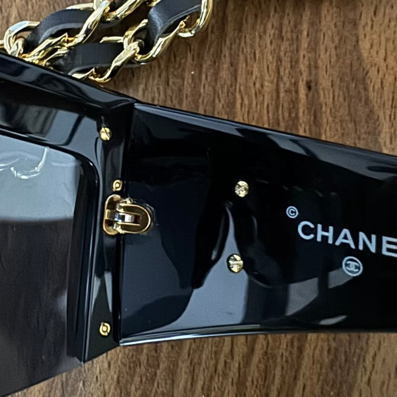 DERRICK CHANEL FW 1992 RUNWAY CHAIN SHEILD GLASSES 0027 90