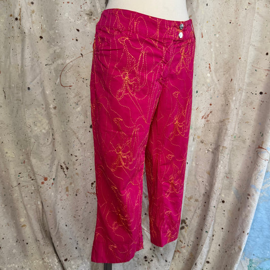 2000s VERSACE SPORT FLORAL EMBROIDERED PINK CAPRI PANTS