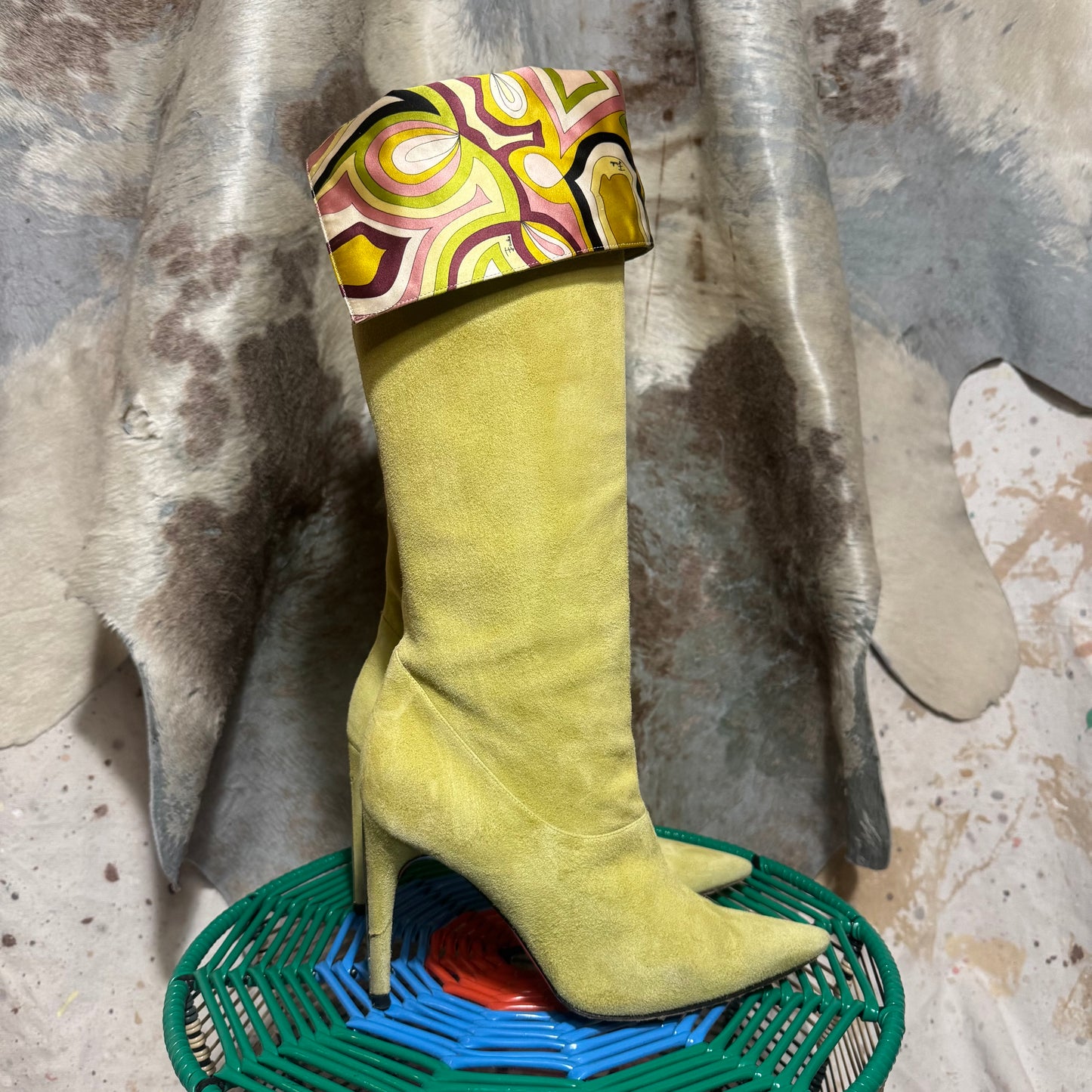 EMILIO PUCCI GREEN SUEDE FOLD OVER GEOMETRIC PRINT STILETTO BOOTS 39.5