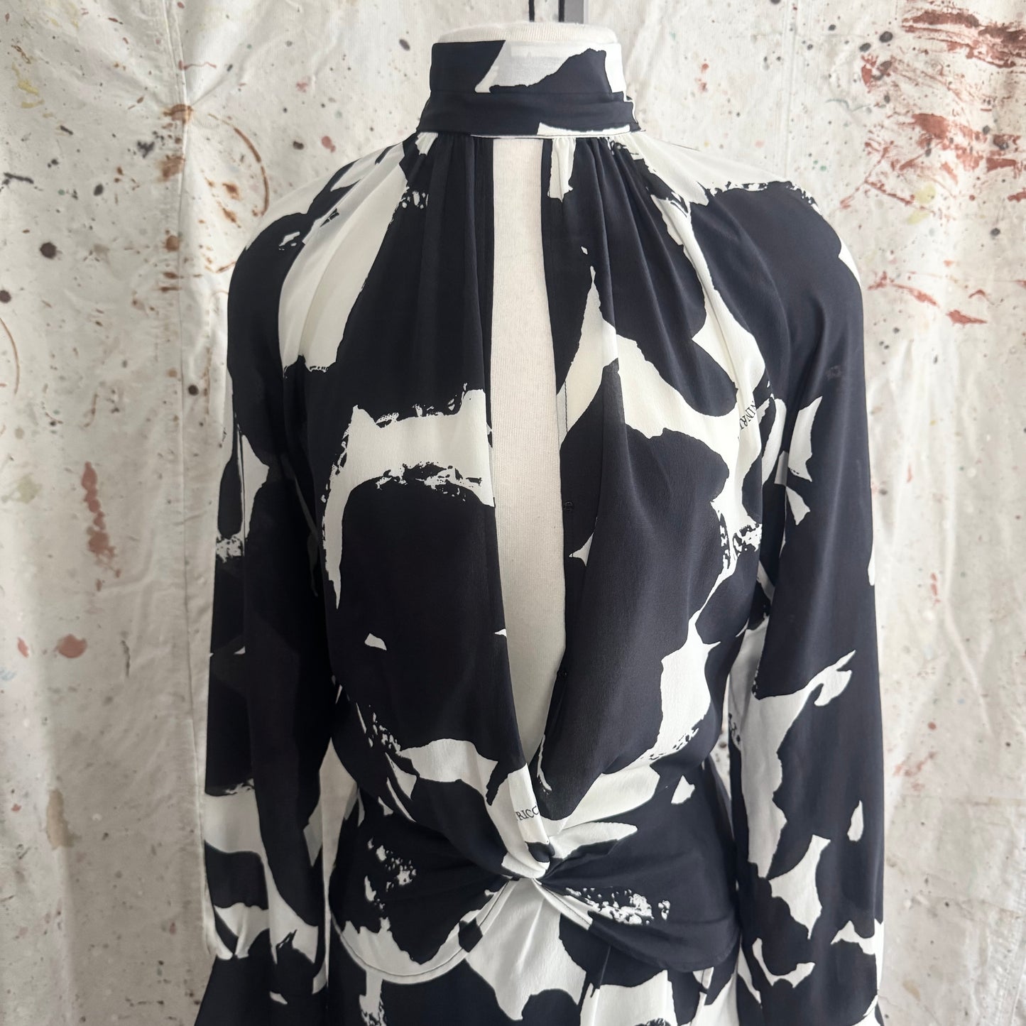NINA RICCI BLACK WHITE ABSTRACT PRINT SILK HIGH NECK KEYHOLE DRESS 36