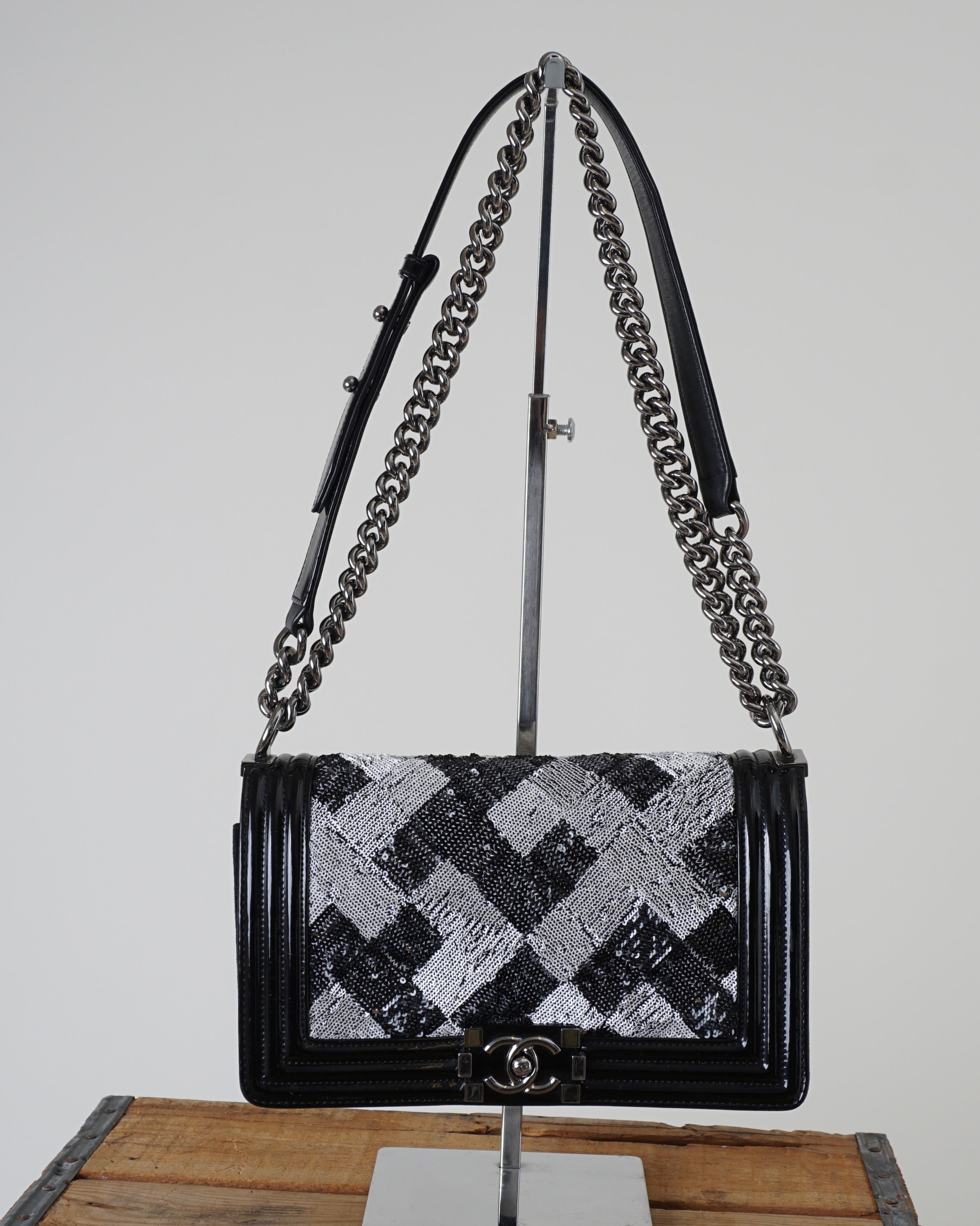 2014 White Black Sequin & Patent Chain Strap Boy Bag