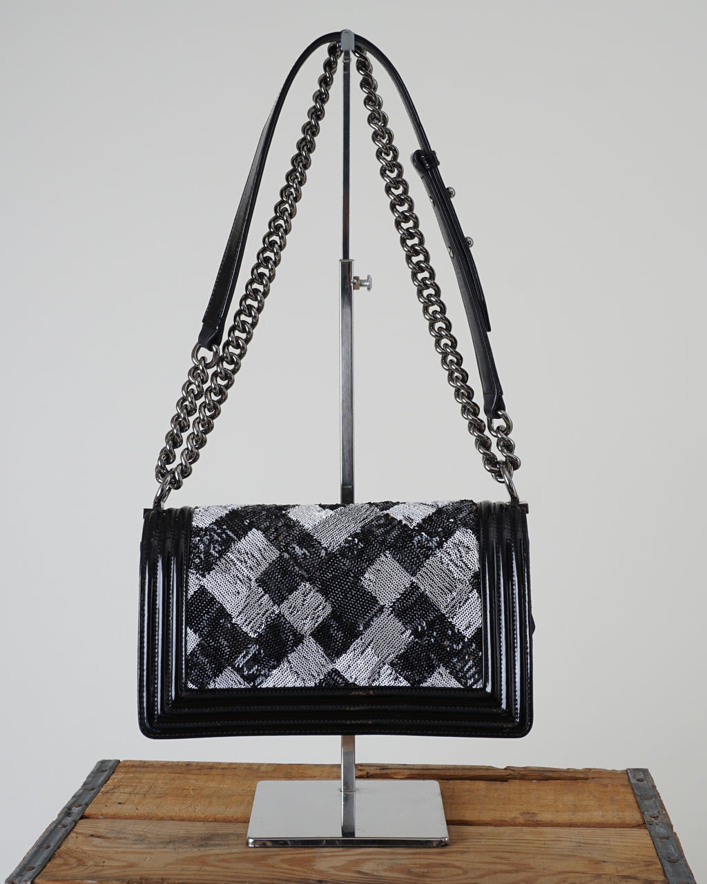 2014 White Black Sequin & Patent Chain Strap Boy Bag