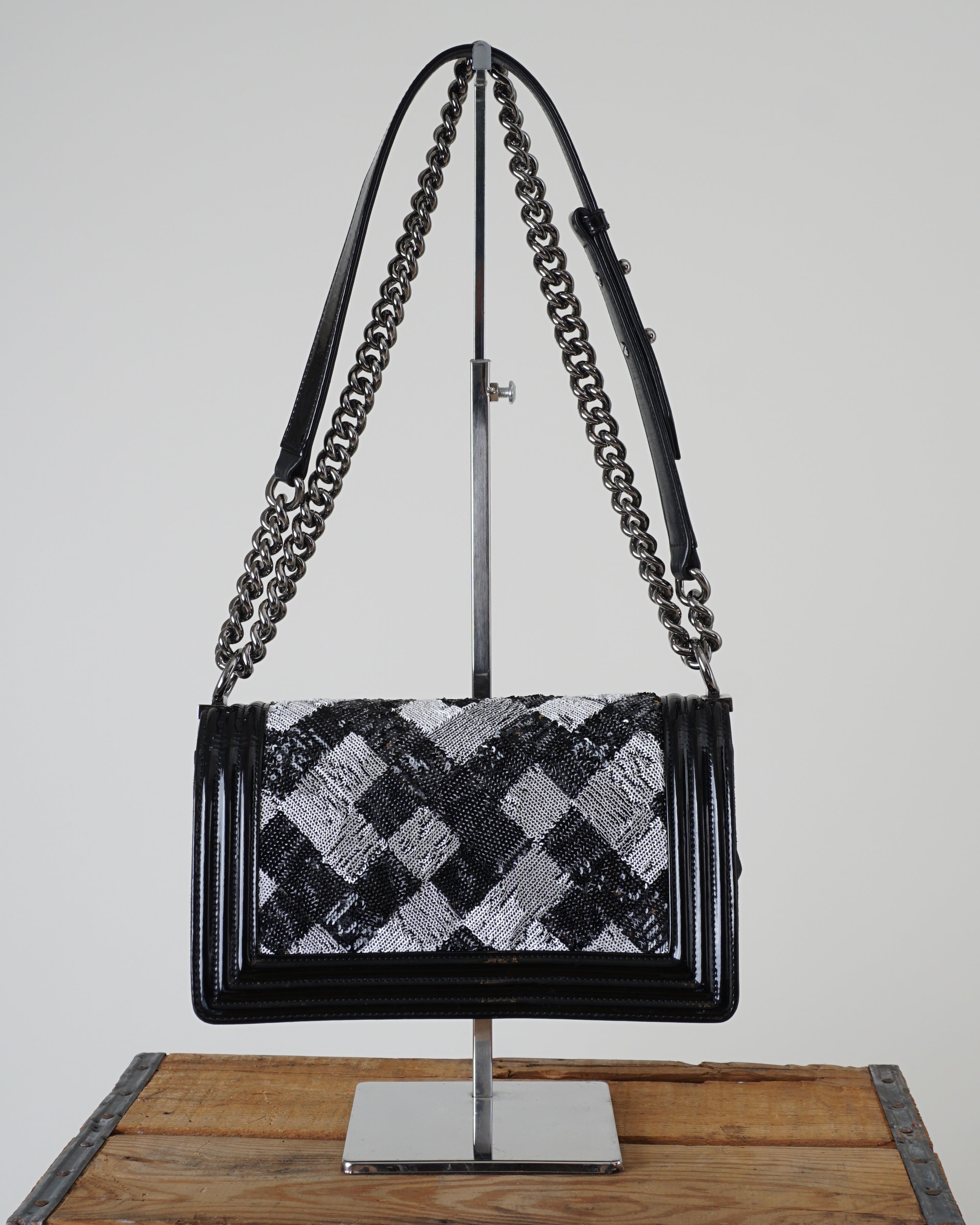 2014 White Black Sequin & Patent Chain Strap Boy Bag