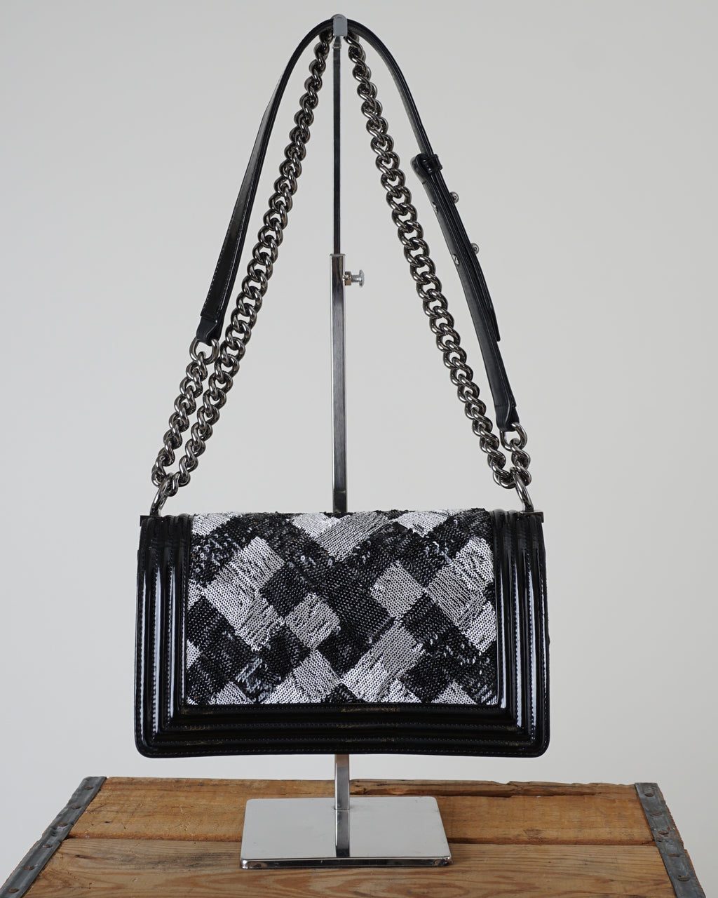 2014 White Black Sequin & Patent Chain Strap Boy Bag