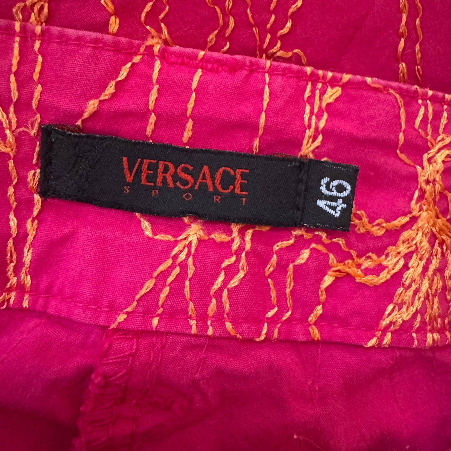 2000s VERSACE SPORT FLORAL EMBROIDERED PINK CAPRI PANTS