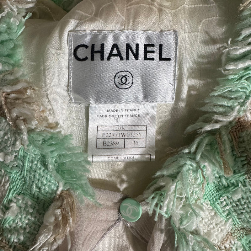 CHANEL 2004 CRUISE ANNA WINTOUR WORN VOGUE DOCUMENTED GREEN TWEED SUIT