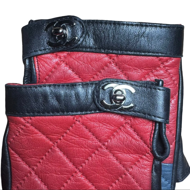 CHANEL QUILTED RED BLUE BLACK CC TURNLOCK FINGERLESS LAMBSKIN GLOVES