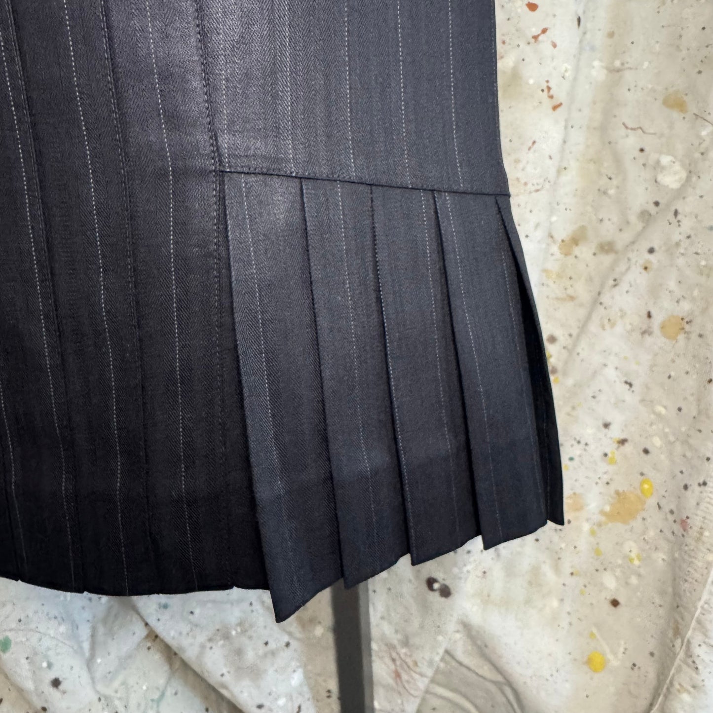 2005 CHRISTIAN DIOR GALLIANO ERA PLEATED PINSTRIPE PENCIL SKIRT