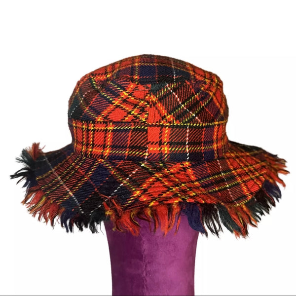 90s MOSCHINO WOOL TARTAN FRINGE HAT RED