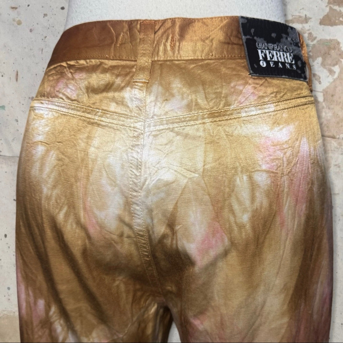 90s GIANFRANCO FERRE SATIN ORANGE TIE DYE BOOTCUT PANTS 27