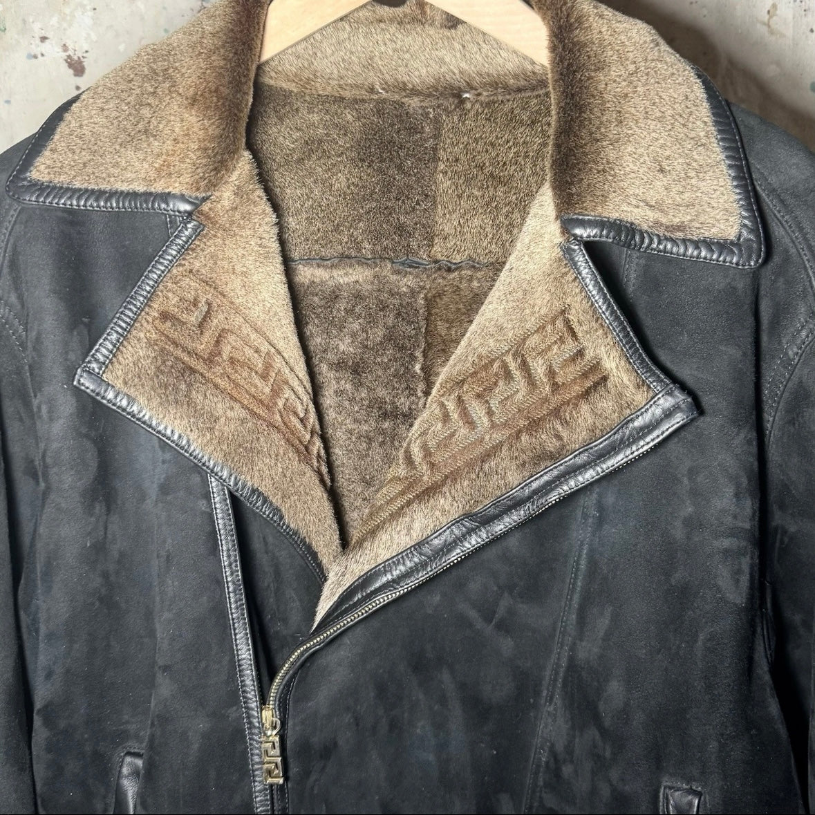 F/W 2001 RUNWAY GIANNI VERSACE SHEARLING GRECA ACCENT FUR LEATHER BIKER JACKET