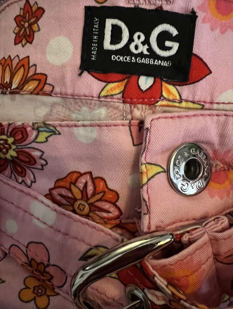 2000s DOLCE & GABBANA CARGO FLORAL PINK HOT SHORTS