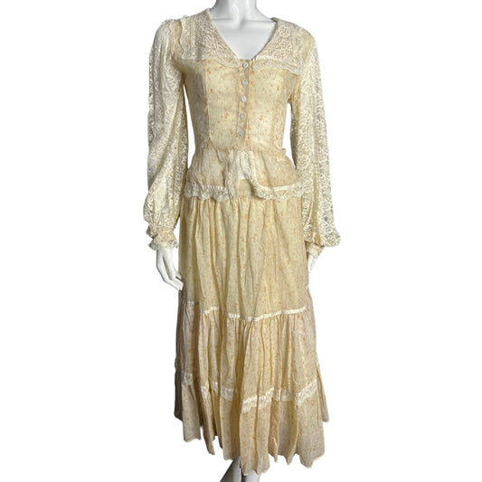 1970s Floral & Lace Gunne Sax Set