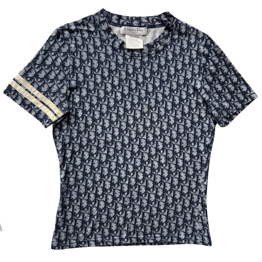 Christian Dior navy monogram short sleeve tee, Spring 2002 by John Galliano for Dior  Diorissimo print with 2 off white appliqué accent bands at one sleeve, Made in France 